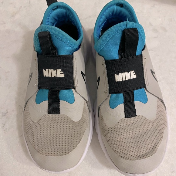 Nike Flex Runner size 12c - Picture 3 of 6